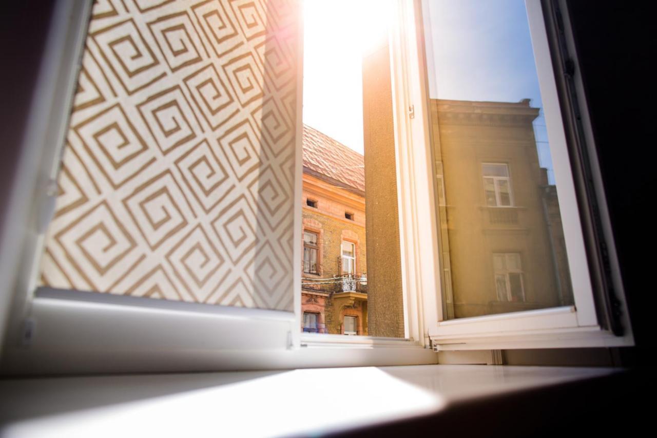 Art Deco Central Rooms Lviv Quarto foto